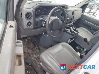 Zdjęcie 8 z 12 samochodu: 2019 FORD E450 CABLE PLACER BUCKET TRUCK VIN:1FDXE4FS1KDC17144 - miniatura