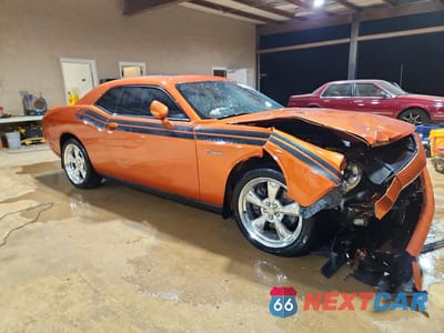 Czwarte zdjęcie samochodu z boku: 2011 DODGE CHALLENGER R VIN:2B3CJ5DT4BH597097 - miniatura