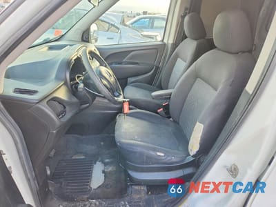 Zdjęcie 7 z 13 samochodu: 2015 RAM PROMASTER CITY UTILITY / SERVICE VAN VIN:ZFBERFAT5F6A50024 - miniatura