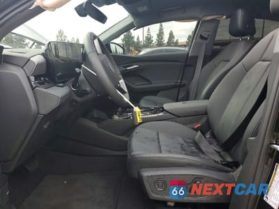 Zdjęcie 7 z 12 samochodu: 2025 AUDI Q6 E-TRON SPORTBACK PREMIUM VIN:WA1D4BGF1SA070691 - miniatura