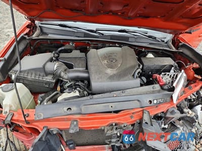 Zdjęcie 11 z 12 samochodu: 2018 TOYOTA TACOMA SR5 V6 VIN:5TFAZ5CN7JX065094 - miniatura