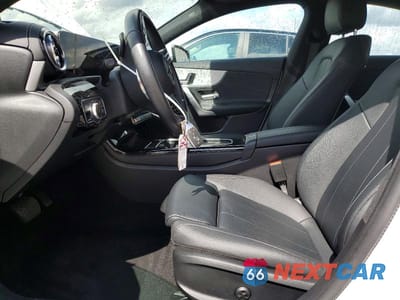 Zdjęcie 7 z 12 samochodu: 2025 MERCEDES-BENZ CLA 250 VIN:W1K5J4GB9SN513616 - miniatura