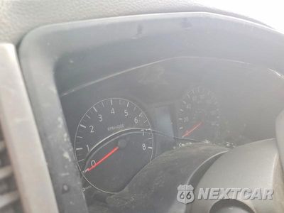 Zdjęcie 9 z 13 samochodu: 2014 NISSAN NV2500 UTILITY / SERVICE VAN VIN:1N6AF0LX5EN102817 - miniatura