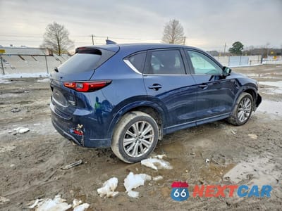 Trzecie zdjęcie samochodu z tyłu: 2023 MAZDA CX-5 SIGNATURE VIN:JM3KFBXYXP0122056 - miniatura