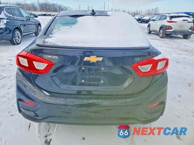 Zdjęcie 6 z 11 samochodu: 2017 CHEVROLET CRUZE LT VIN:1G1BE5SMXH7131830 - miniatura