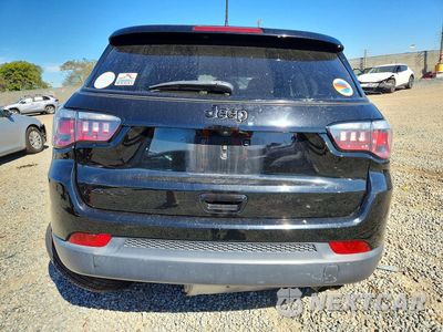 Zdjęcie 6 z 12 samochodu: 2019 JEEP COMPASS LATITUDE VIN:3C4NJDBBXKT740704 - miniatura