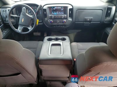 Zdjęcie 8 z 12 samochodu: 2018 CHEVROLET SILVERADO K1500 LT VIN:3GCUKREC2JG240554 - miniatura