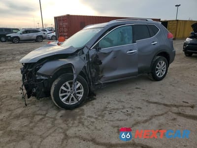 2017 NISS ROGUE S KNMAT2MV2HP524508 - główne zdjęcie licytacji z USA - miniatura