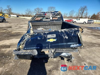 Zdjęcie 6 z 11 samochodu: 2015 CHEVROLET SILVERADO K1500 HIGH COUNTRY VIN:3GCUKTEJ7FG466110 - miniatura