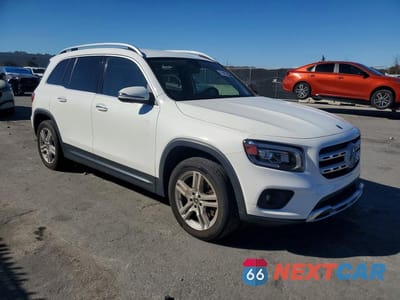 Czwarte zdjęcie samochodu z boku: 2020 MERCEDES-BENZ GLB 250 4MATIC VIN:WDC4M4HB6LW011115 - miniatura