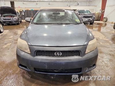 Piąte zdjęcie samochodu w środku: 2005 TOYOTA SCION TC VIN:JTKDE177150031026 - miniatura