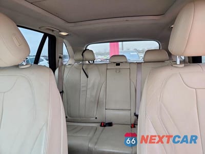 Zdjęcie 10 z 12 samochodu: 2016 BMW X5 XDRIVE35I VIN:5UXKR0C57G0P32138 - miniatura