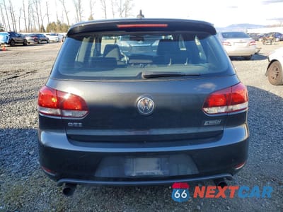 Zdjęcie 6 z 12 samochodu: 2010 VOLKSWAGEN GTI VIN:WVWFV7AJXAW228498 - miniatura