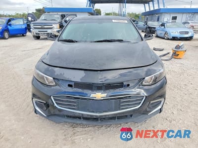 Piąte zdjęcie samochodu w środku: 2017 CHEVROLET MALIBU LS VIN:1G1ZB5ST9HF104834 - miniatura