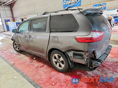 Drugie zdjęcie samochodu z przodu: 2015 TOYOTA SIENNA LE 8-PASSENGER VIN:5TDKK3DC2FS687917 - miniatura