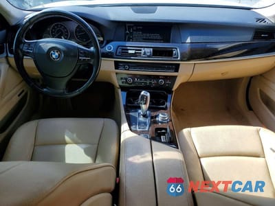 Zdjęcie 8 z 12 samochodu: 2011 BMW 535 XI VIN:WBAFU7C5XBC871923 - miniatura