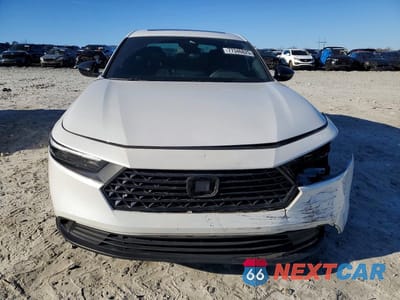 Piąte zdjęcie samochodu w środku: 2024 HONDA ACCORD HYBRID SPORT VIN:1HGCY2F53RA003875 - miniatura