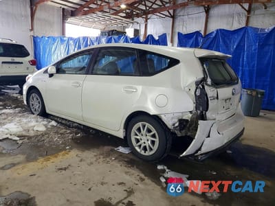 Drugie zdjęcie samochodu z przodu: 2015 TOYOTA PRIUS V VIN:JTDZN3EU0FJ024615 - miniatura