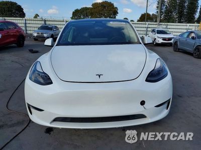 Piąte zdjęcie samochodu w środku: 2023 TESLA MODEL Y VIN:7SAYGDEE5PF771191 - miniatura