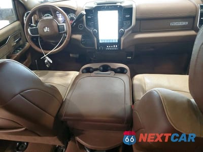 Zdjęcie 8 z 11 samochodu: 2022 RAM 2500 LARAMIE VIN:3C6UR5NL3NG115886 - miniatura