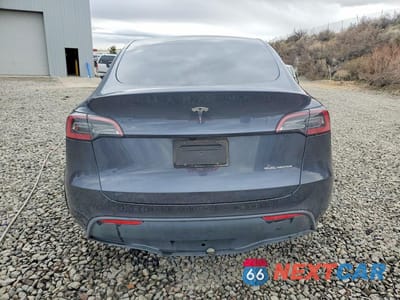 Zdjęcie 6 z 12 samochodu: 2024 TESLA MODEL Y VIN:7SAYGDEE8RA231172 - miniatura