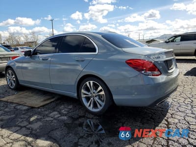 Drugie zdjęcie samochodu z przodu: 2018 MERCEDES-BENZ C 300 VIN:55SWF4JB3JU263844 - miniatura