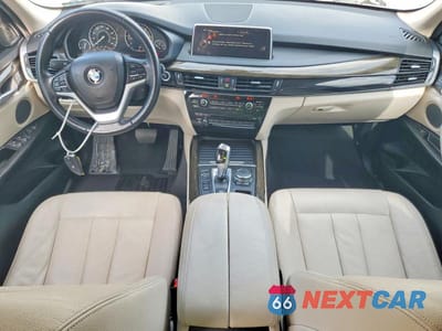 Zdjęcie 8 z 13 samochodu: 2015 BMW X5 XDRIVE35D VIN:5UXKS4C50F0N09868 - miniatura