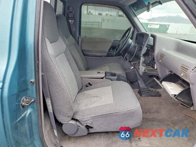 Zdjęcie 10 z 12 samochodu: 1994 MAZDA B4000 VIN:4F4CR12X5RTM03204 - miniatura