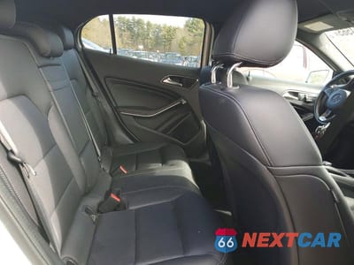 Zdjęcie 10 z 13 samochodu: 2017 MERCEDES-BENZ GLA 250 4MATIC VIN:WDCTG4GB8HJ288809 - miniatura