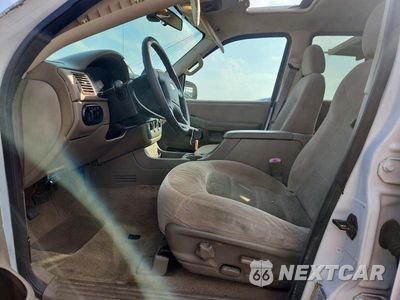 Zdjęcie 7 z 13 samochodu: 2005 FORD EXPLORER XLT VIN:1FMZU63K75UA31138 - miniatura