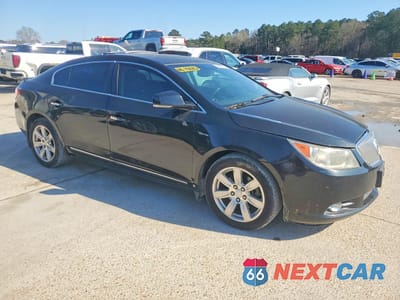 Czwarte zdjęcie samochodu z boku: 2010 BUICK LACROSSE CXL VIN:1G4GC5EG8AF117487 - miniatura