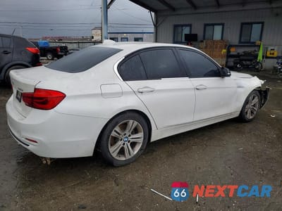 Trzecie zdjęcie samochodu z tyłu: 2017 BMW 330 I VIN:WBA8B9C5XHK884664 - miniatura