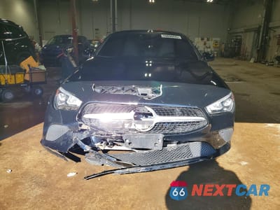 Piąte zdjęcie samochodu w środku: 2020 MERCEDES-BENZ CLA 250 4MATIC VIN:W1K5J4HB5LN099802 - miniatura
