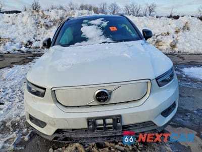 Piąte zdjęcie samochodu w środku: 2021 VOLVO XC40 RECHARGE VIN:YV4ED3UR0M2600920 - miniatura