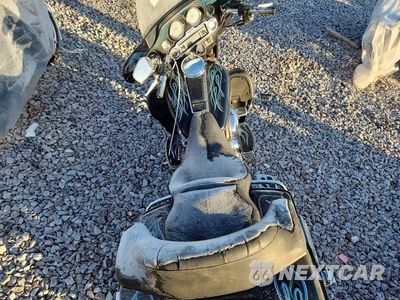 Zdjęcie 6 z 9 samochodu: 2006 HARLEY DAVIDSON FLHTCI VIN:1HD1FFW166Y640048 - miniatura