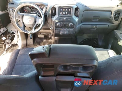 Zdjęcie 8 z 11 samochodu: 2023 CHEVROLET SILVERADO K1500 VIN:2GCUDAEDXP1151627 - miniatura