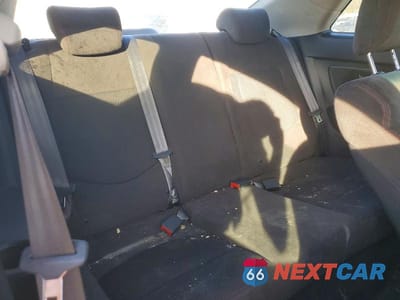 Zdjęcie 10 z 11 samochodu: 2010 KIA FORTE KOUP SX VIN:KNAFW6A36A5175343 - miniatura