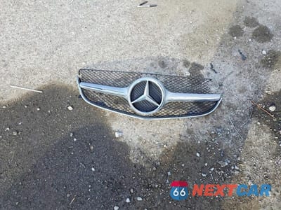 Zdjęcie 12 z 12 samochodu: 2015 MERCEDES-BENZ E 400 VIN:WDDKK6FF9FF297542 - miniatura