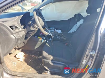 Zdjęcie 7 z 12 samochodu: 2019 HYUNDAI ACCENT SE VIN:3KPC24A34KE072210 - miniatura