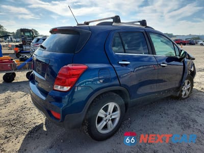 Trzecie zdjęcie samochodu z tyłu: 2020 CHEVROLET TRAX 1LT VIN:3GNCJLSBXLL107503 - miniatura