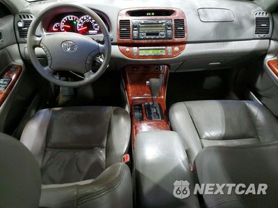 Zdjęcie 8 z 12 samochodu: 2006 TOYOTA CAMRY VIN:4T1BE30K46U669771 - miniatura