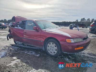 Czwarte zdjęcie samochodu z boku: 1997 HONDA ACCORD LX VIN:1HGCD5638VA097080 - miniatura