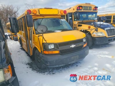 2009 CHEVROLET EXPRESS SCHOOL BUS 1GBHG316391114296 - główne zdjęcie licytacji z USA - miniatura