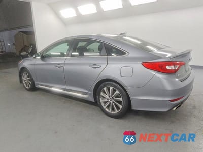 Drugie zdjęcie samochodu z przodu: 2016 HYUNDAI SONATA SPORT VIN:5NPE34AF8GH363859 - miniatura