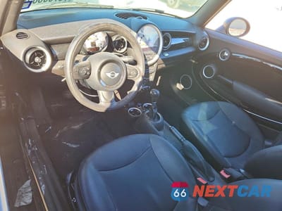 Zdjęcie 8 z 12 samochodu: 2013 MINI COOPER VIN:WMWSU3C5XDT689567 - miniatura