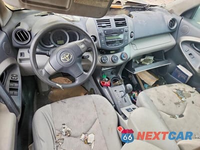 Zdjęcie 8 z 13 samochodu: 2011 TOYOTA RAV4 BASE VIN:2T3ZF4DV2BW065952 - miniatura