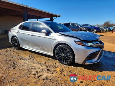 Czwarte zdjęcie samochodu z boku: 2024 TOYOTA CAMRY XSE VIN:4T1K61AK7RU868155 - miniatura