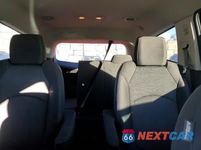 Zdjęcie 10 z 13 samochodu: 2017 CHEVROLET TRAVERSE LT VIN:1GNKRGKD6HJ318385 - miniatura