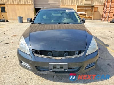 Piąte zdjęcie samochodu w środku: 2007 HONDA ACCORD SE VIN:JHMCM563X7C011899 - miniatura