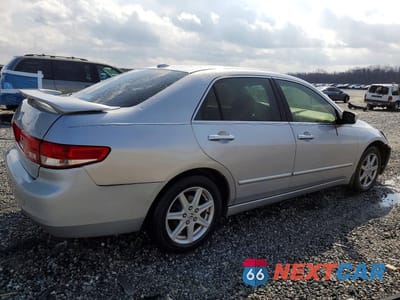 Trzecie zdjęcie samochodu z tyłu: 2004 HONDA ACCORD EX VIN:1HGCM66514A086315 - miniatura